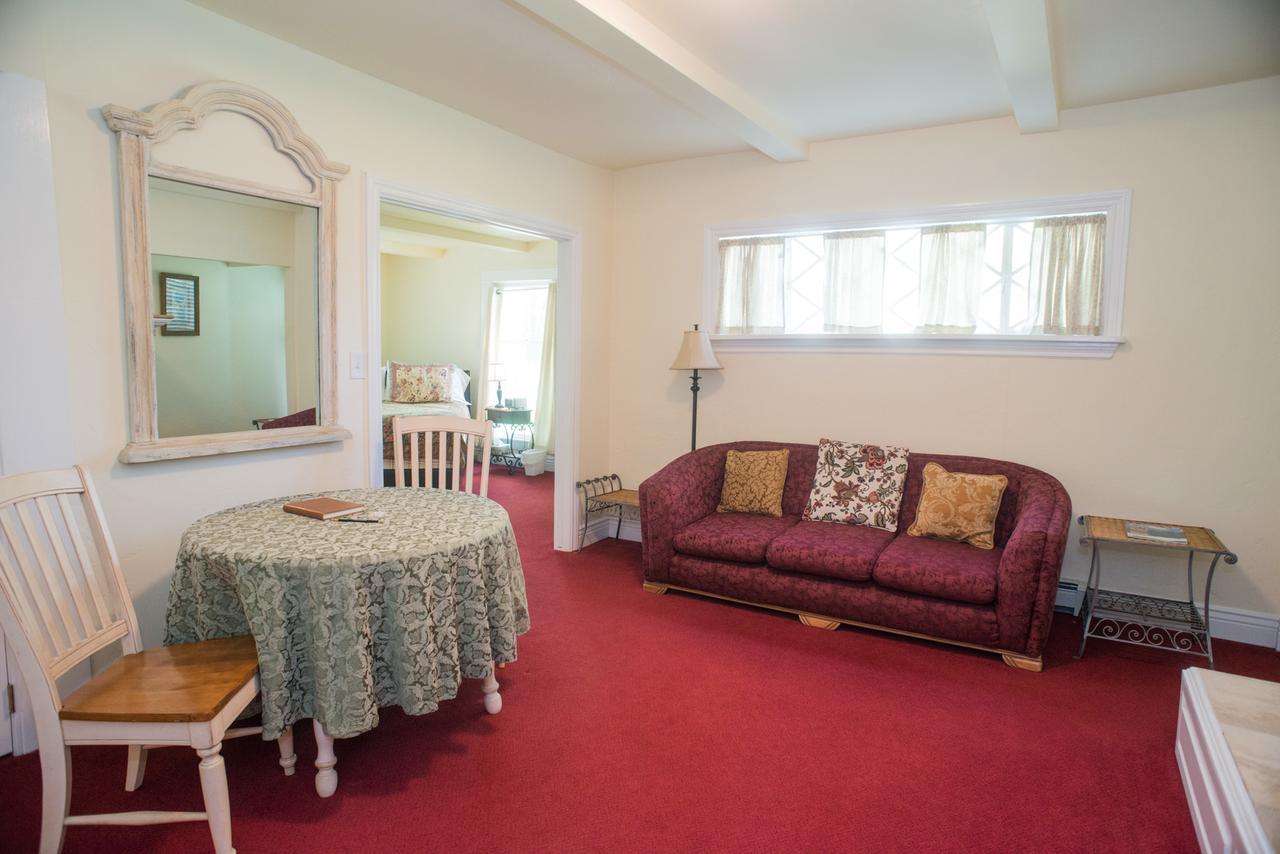 Willow Pond Bed And Breakfast 大章克申 外观 照片